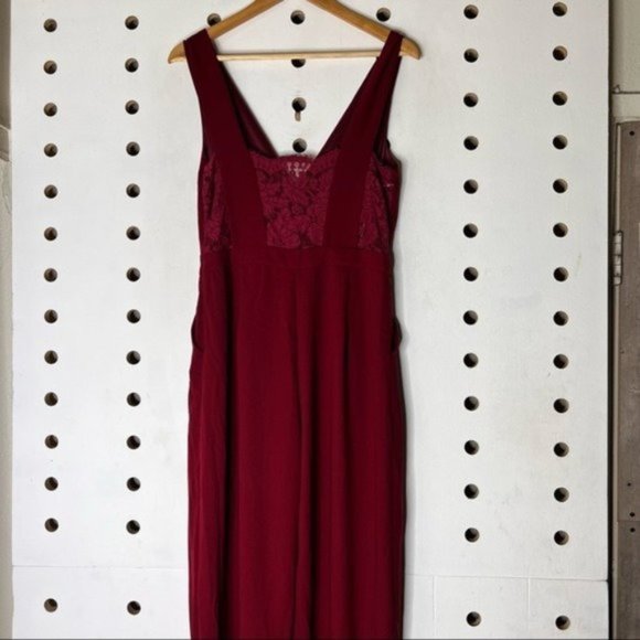 NEW Lulu’s Kiska Burgundy Lace Wide Leg Jumpsuit - Picture 4 of 5